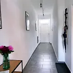 Zahradni 6 *