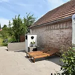 Zahradni 6 *