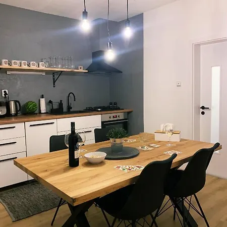 Zahradni 6 Semesterbostad Velké Pavlovice