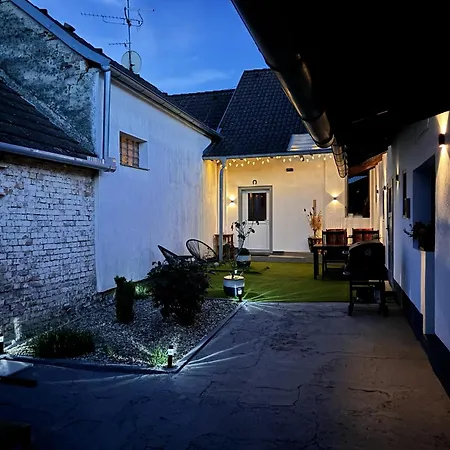 Zahradni 6 Velké Pavlovice