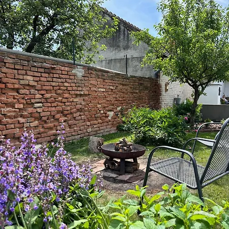 Zahradni 6 Velké Pavlovice