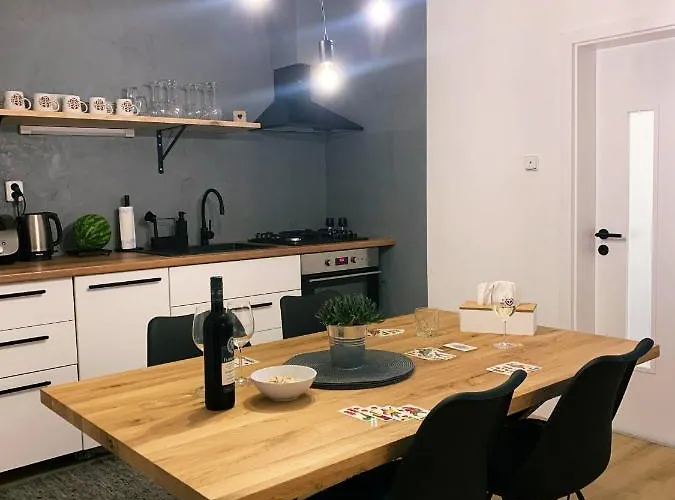 Zahradni 6 Semesterbostad Velké Pavlovice
